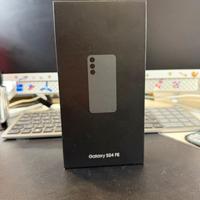 Samsung galaxy s24 fe guarda foto