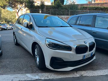 BMW 216 Business active