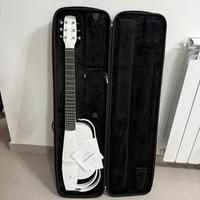 Chitarra Enya in fibra di carbonio colore bianca