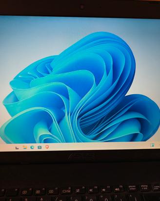 Notebook Asus X552C Windows 11 Pro