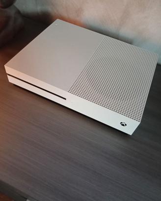 Xbox One s  senza controller!