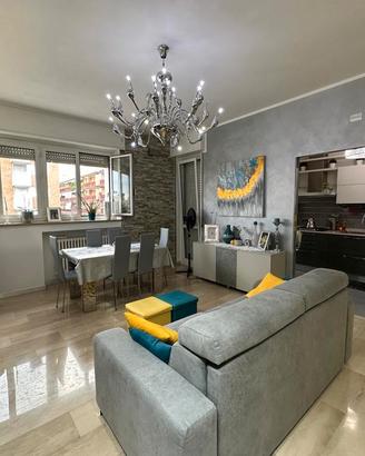 Privato vende Luminoso Trilocale ristrutturato