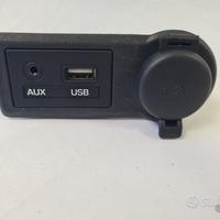 96120-1K050 Porta usb aux kia venga IX20 2016