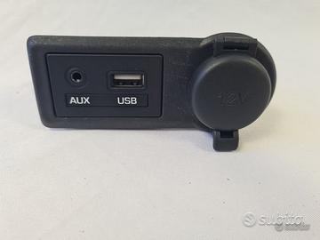 96120-1K050 Porta usb aux kia venga IX20 2016