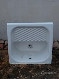 Lavatoio da esterno in ceramica