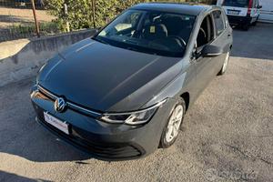 Volkswagen Golf 1.0 TSI EVO Life-2021