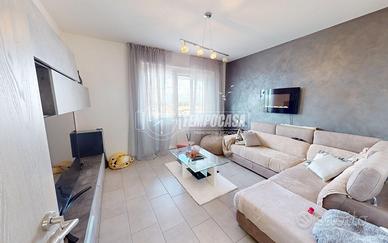 LUMINOSO APPARTAMENTO COMPLETAMENTE RISTRUTTURATO