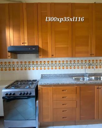 Cucina Legno e Marmo