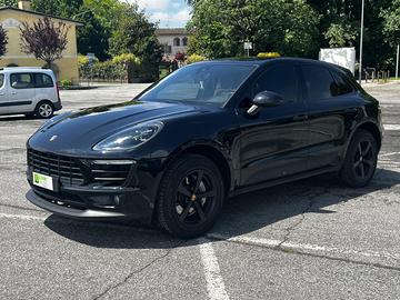 PORSCHE Macan S DIESEL 3.0 V6 250CV