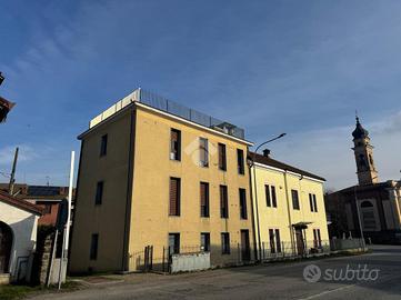 3 LOCALI A CASALGRASSO