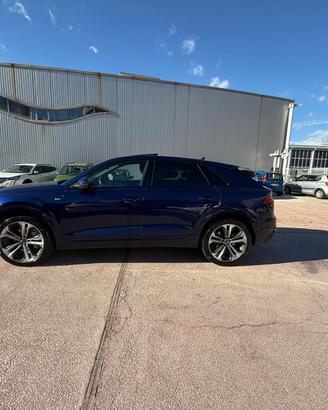 Audi Q8  50 S Line -  Tetto -  Fari Matrix - Iva