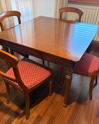 Tavolo Le Fablier + 4 Sedie in Legno