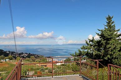 VILLA SINGOLA A MUGGIA