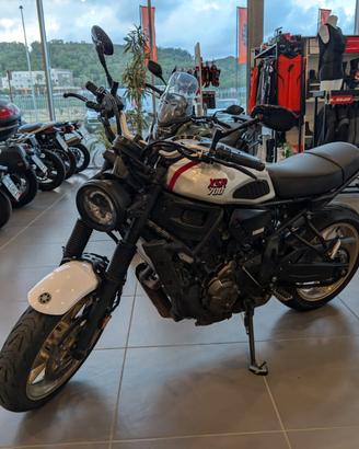Yamaha XSR 700 X-TRIBUTE DEPOTENZIATA PAT.A2