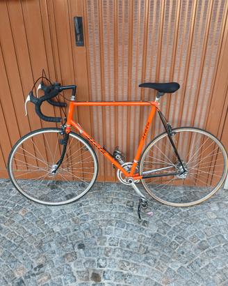 bicicletta marca Atala 