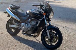 Honda hornet 600