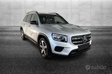 MERCEDES-BENZ GLB 200 d Automatic Sport