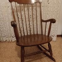 sedia a Dondolo in legno anni 60