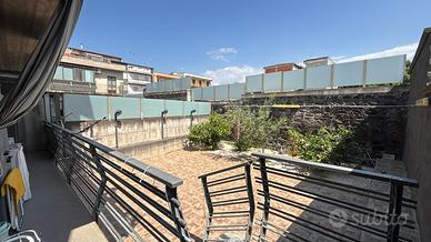 2Vani, Terrazzo e Garage. IMMOBILIARE GROUP