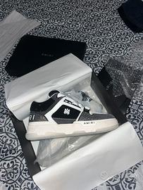 Amiri bianche e nere con i brillantini