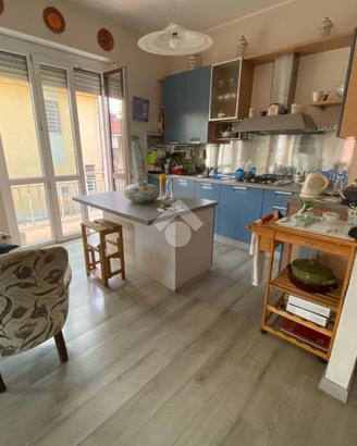 4 LOCALI A LAGNASCO