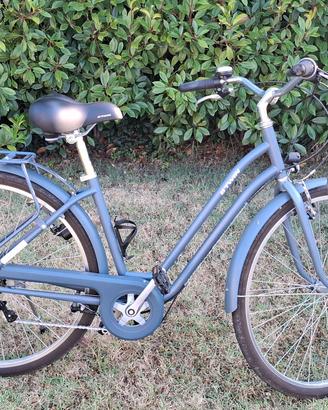 Bicicletta B’TWIN da passeggio praticamente nuova