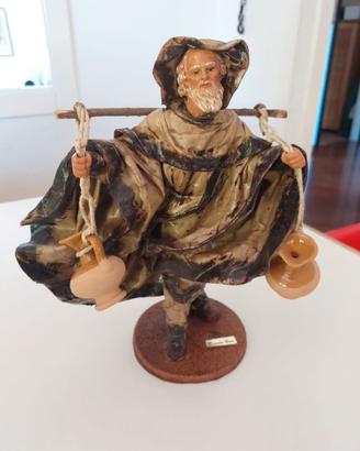 Statua cartapesta uomo con anfore Claudio riso