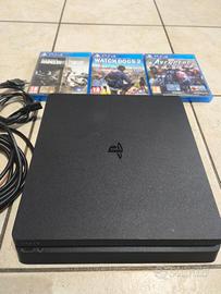 PlayStation 4 + 3 giochi . Senza Joystick