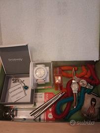 lotto accessori orologi Swatch penne Parker ...