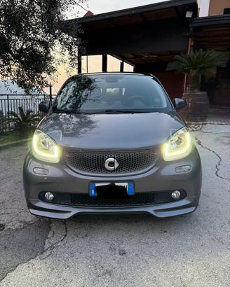 Smart FourFour