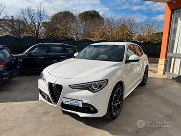 Alfa Romeo Stelvio 2.2 Turbodiesel 210 CV AT8 Q4 T