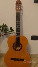 Chitarra acustica EKO