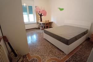 Stanza 20mq in appartamento di 140 mq