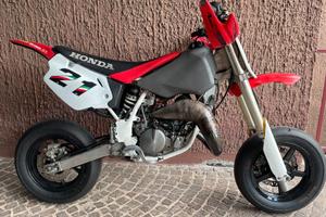Honda cr 85
