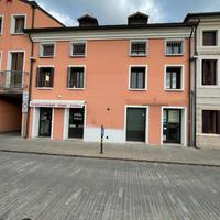 Negozio in posizione centralissima