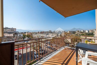 Bivani 60 mq con Ampio Balcone Via Montepellegrino