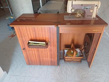 Macchina da cucire Necchi Mod.267 