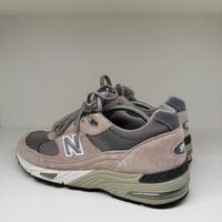 New Balance 991