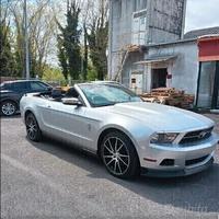 MUSTANG CABRIO - ANNO 2012