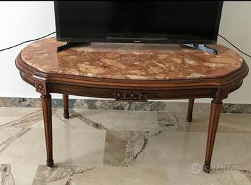 Sala da pranzo completa