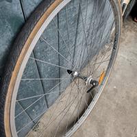 Ruota anteriore 28"