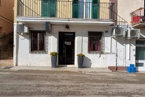 Locale commerciale fronte strada