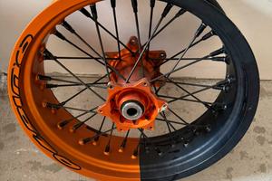 Cerchi motard 17”