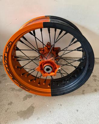 Cerchi motard 17”