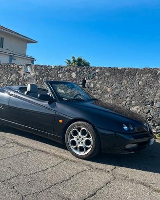 Alfa romeo spider