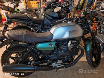 moto guzzi v7 