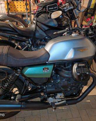 moto guzzi v7 