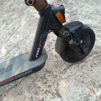Monopattino ducati PRO