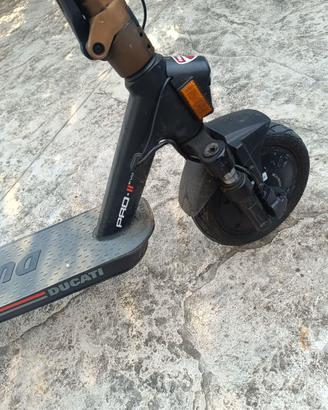 Monopattino ducati PRO
