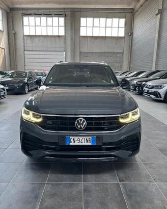 Volkswagen Tiguan 2.0 TDI 150 CV SCR DSG R-Line